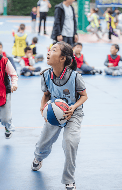 爱游戏娱乐-瑞士队观众热烈欢呼!,JackeyLove迎来七赛季出色发挥比赛高潮迭起的简单介绍